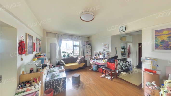 亚泰豪苑二手房实景图