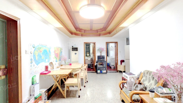 青春花园二手房实景图