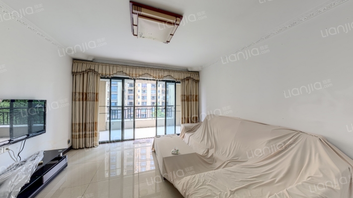 万基金海湾豪庭A区二手房实景图