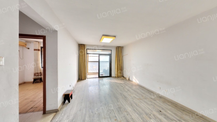 东冠繁华逸城二手房实景图