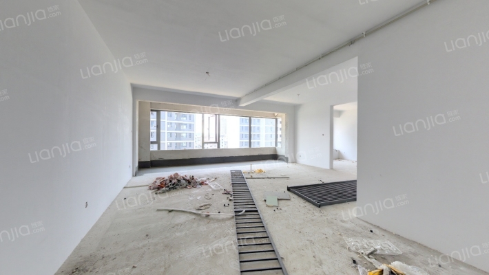 新鸿君品雅苑二手房实景图