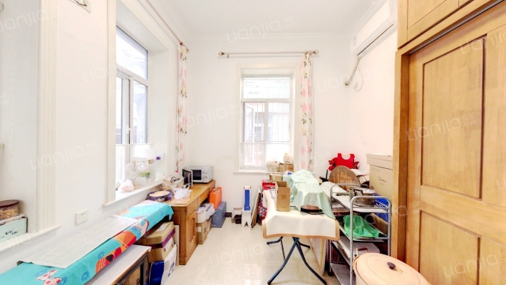 聚英大楼二手房实景图