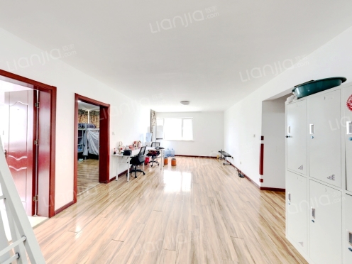 整租·中央国际 3室2厅 东/南/北