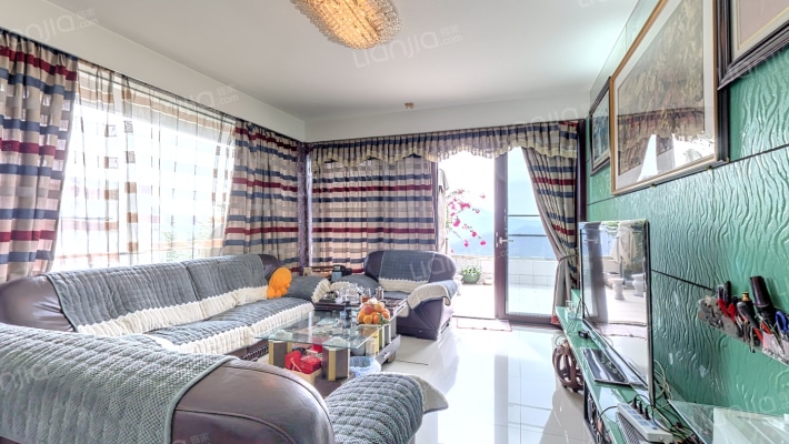 云深处二手房实景图