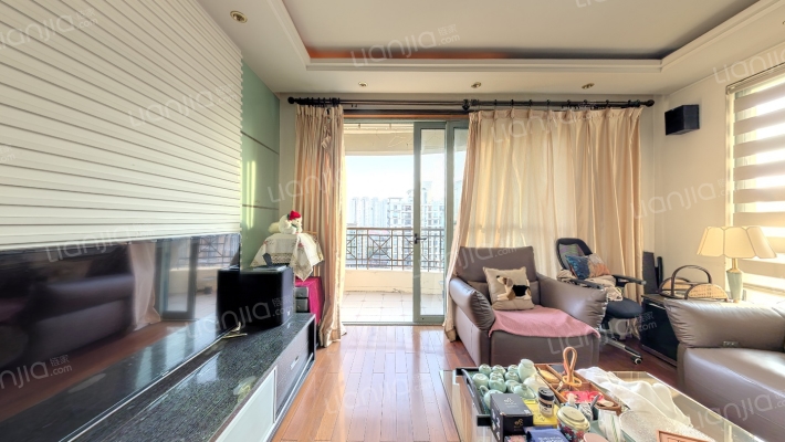 金桥爱建园二手房实景图