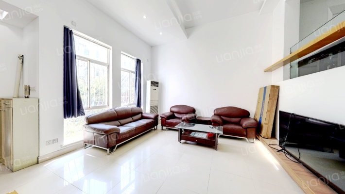 金枫豪苑二手房实景图