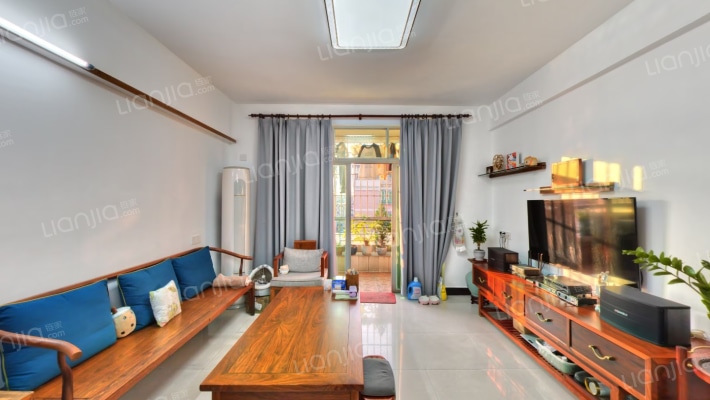 君怡楼二手房实景图