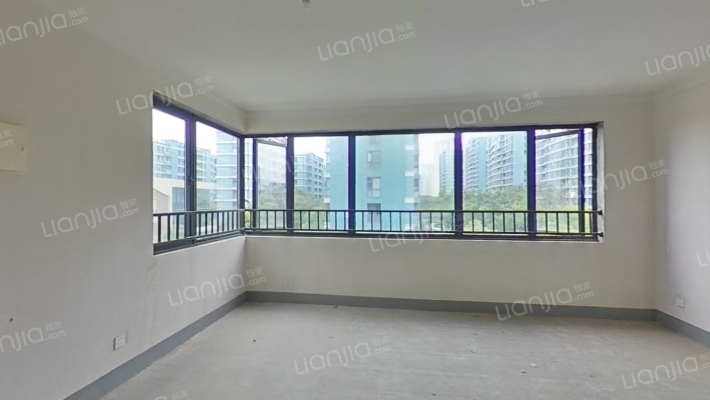 金地融信悦江府二手房实景图