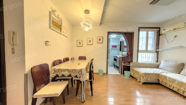 勤奋村二手房实景图