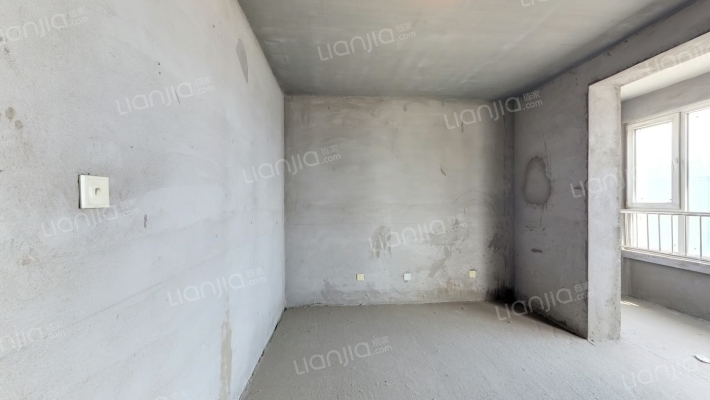 卓昱西苑二手房实景图