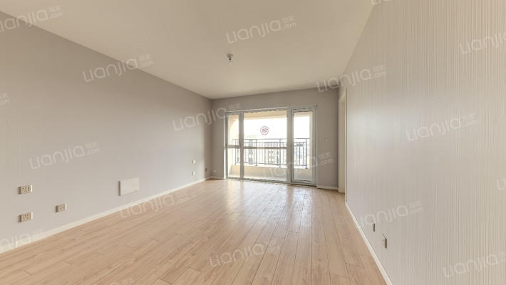 中旅万科城一期二手房实景图