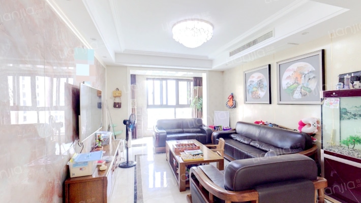 藏珑二手房实景图