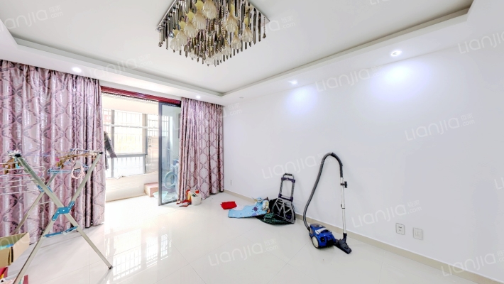 东晶佳园二手房实景图