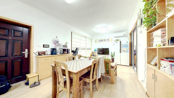 信源亲水湾二手房实景图