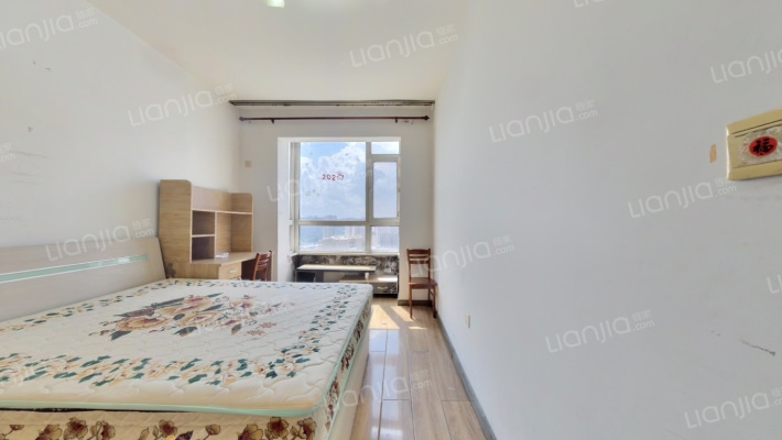 新大发国际A区二手房实景图