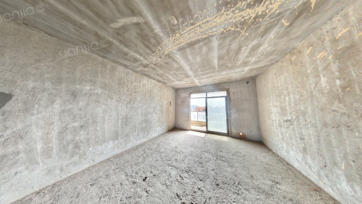 青岚苑二手房实景图