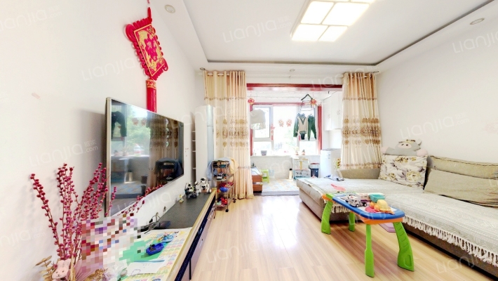 臻园二手房实景图