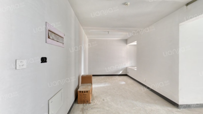 韵栖华庭三区二手房实景图