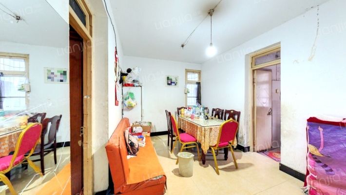 高校新村二手房实景图