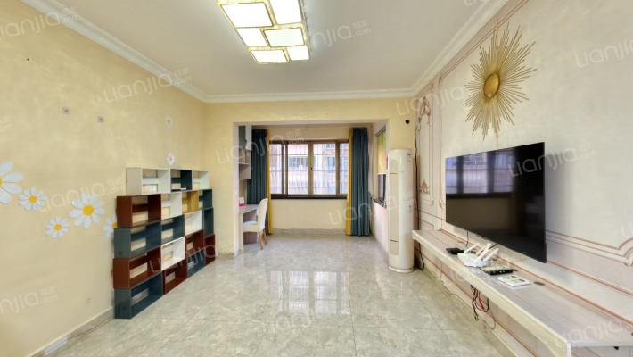 香格里花园二手房实景图