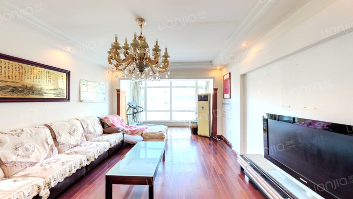 零五小区二手房实景图