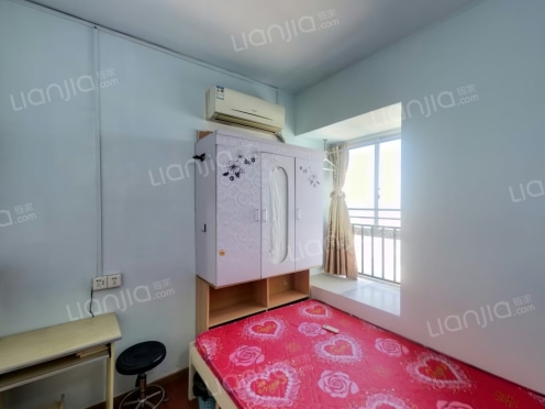 合租·扬子江商务小区 4居室 南卧