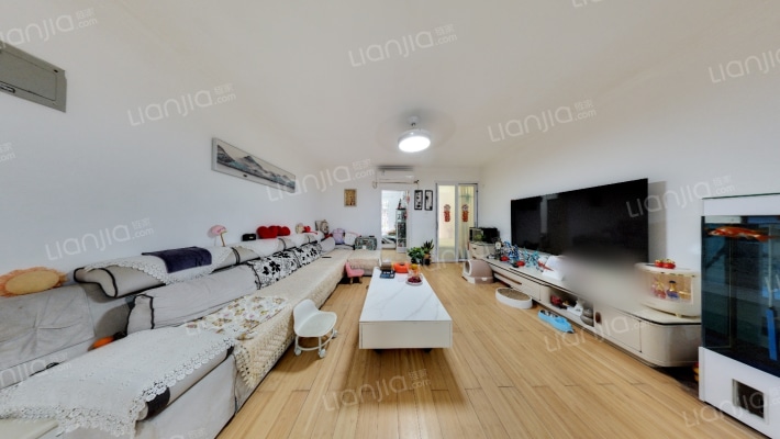 艺丰花园D区二手房实景图