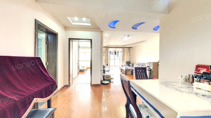 凤凰花园一期二手房实景图