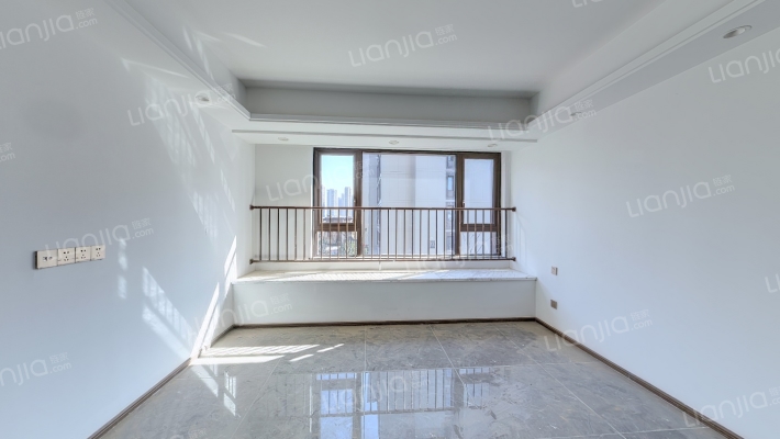 宝能凤林府二手房实景图