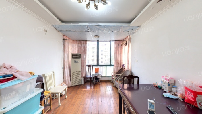 金桥路226弄二手房实景图