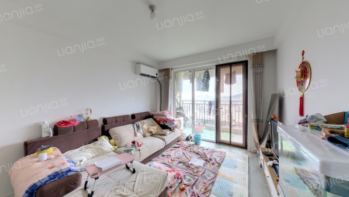 嵛景华城二手房实景图