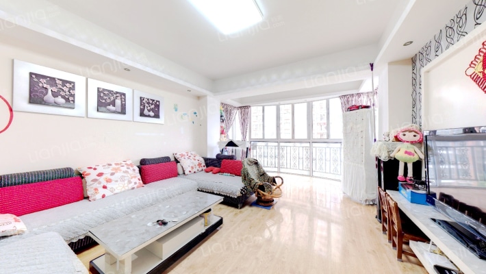 新绿美地二手房实景图