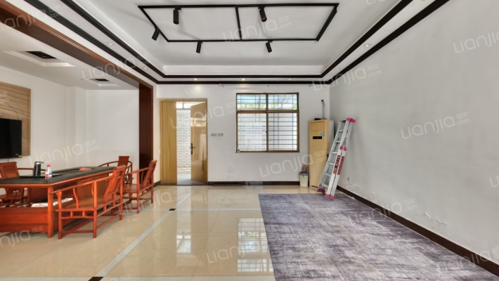 雅居花园二手房实景图