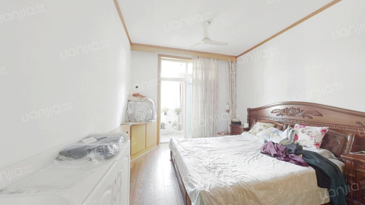 安庆路282号二手房实景图