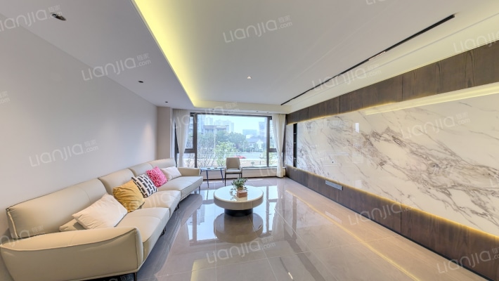 红橡春园二手房实景图