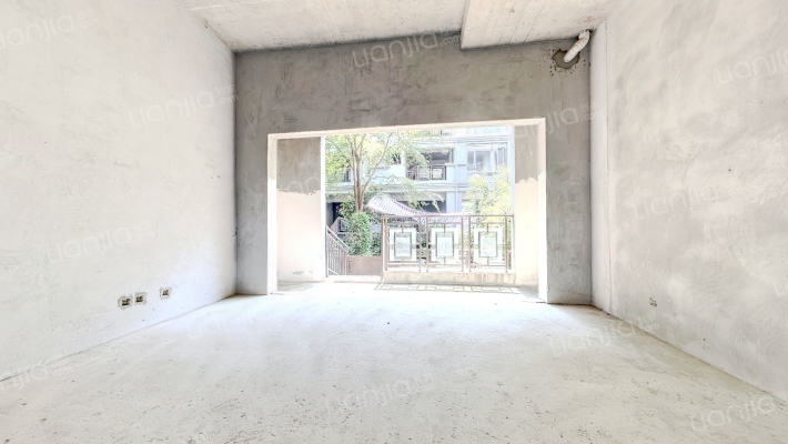 南湖别院二期二手房实景图