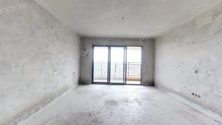 龙光阳光河畔二手房实景图
