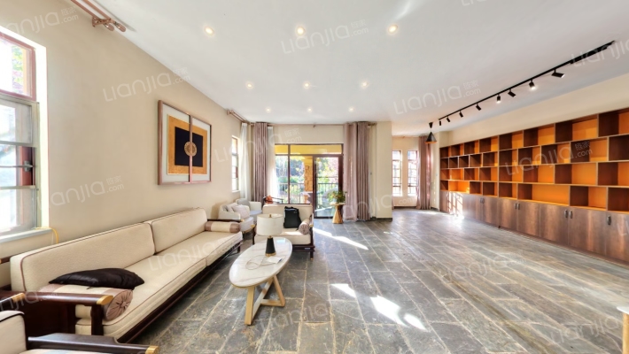 滇池卫城悦湖郡二手房实景图