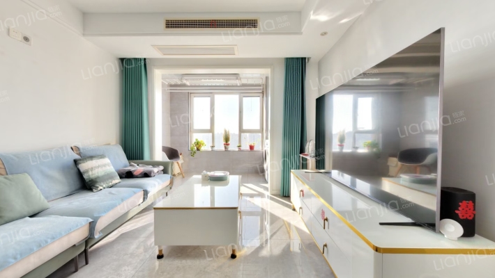 鸿锦城罗曼尼二手房实景图