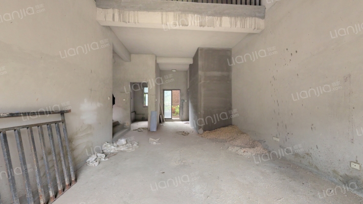 金菲豪园二手房实景图