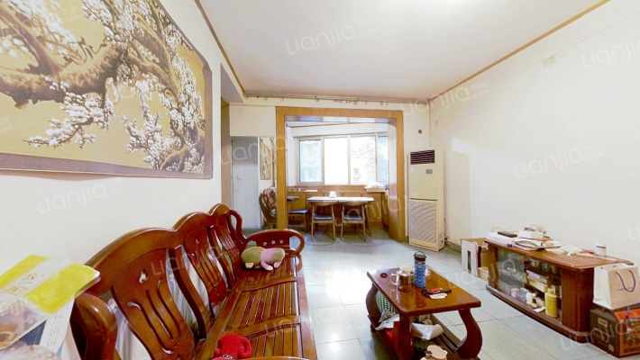 八二宿舍二区二手房实景图