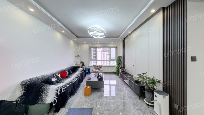 吾悦和府C区二手房实景图