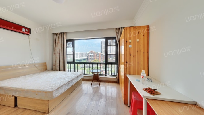 美联奥林匹克花园一期二手房实景图