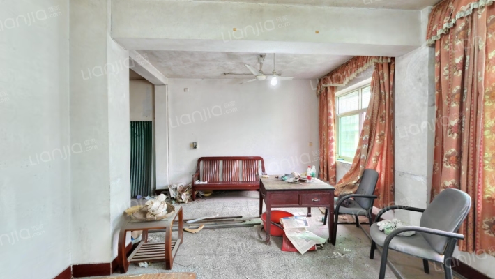 石油大庆村B区二手房实景图