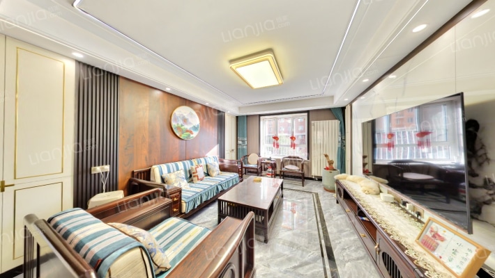 东城新苑二手房实景图