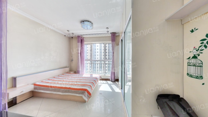 富力现代广场二手房实景图