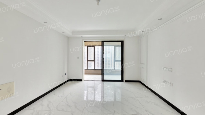 永威梅隆公馆二手房实景图