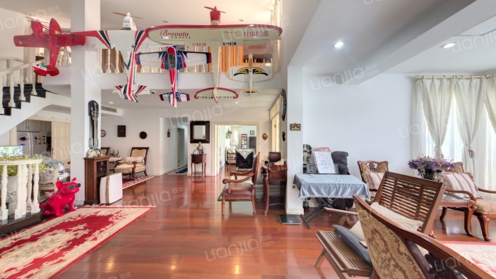 百合花园二手房实景图