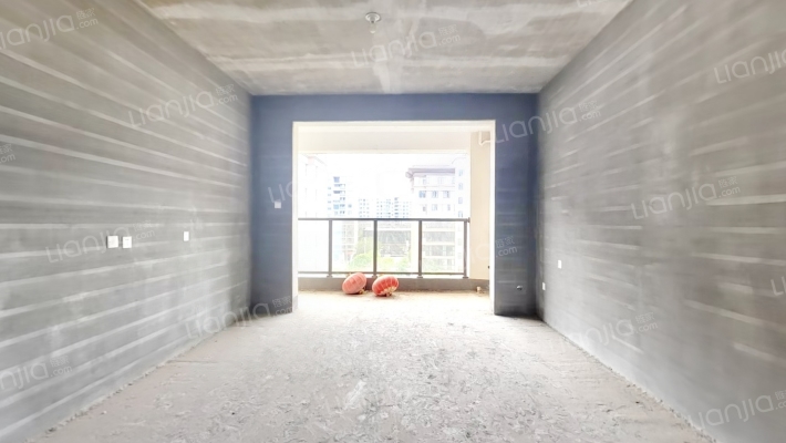 万盛荣城二手房实景图