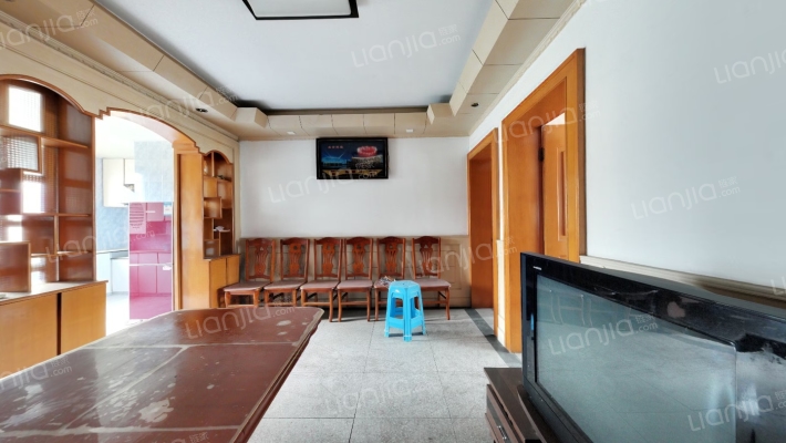 万达花苑二手房实景图